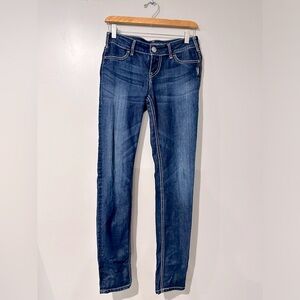Silver Suki “Jegging” Jeans **GWP-see listing